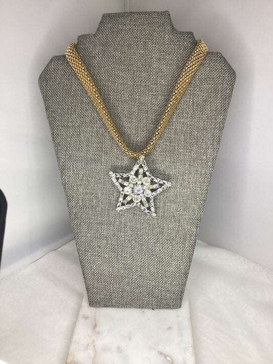 Made star necklace