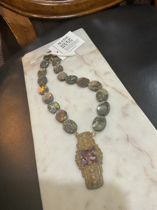 Made 1800s mother of Pearl necklace
