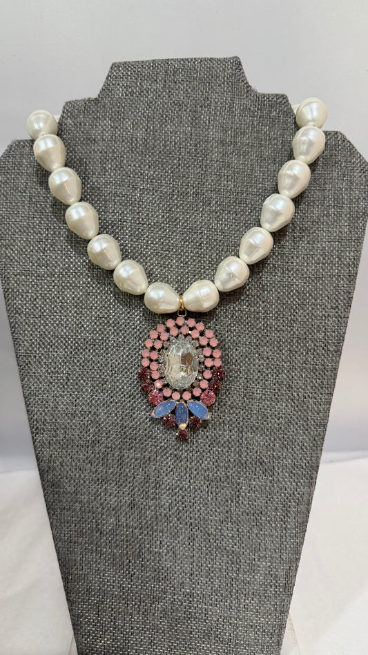 Made- 1960s Czech necklace