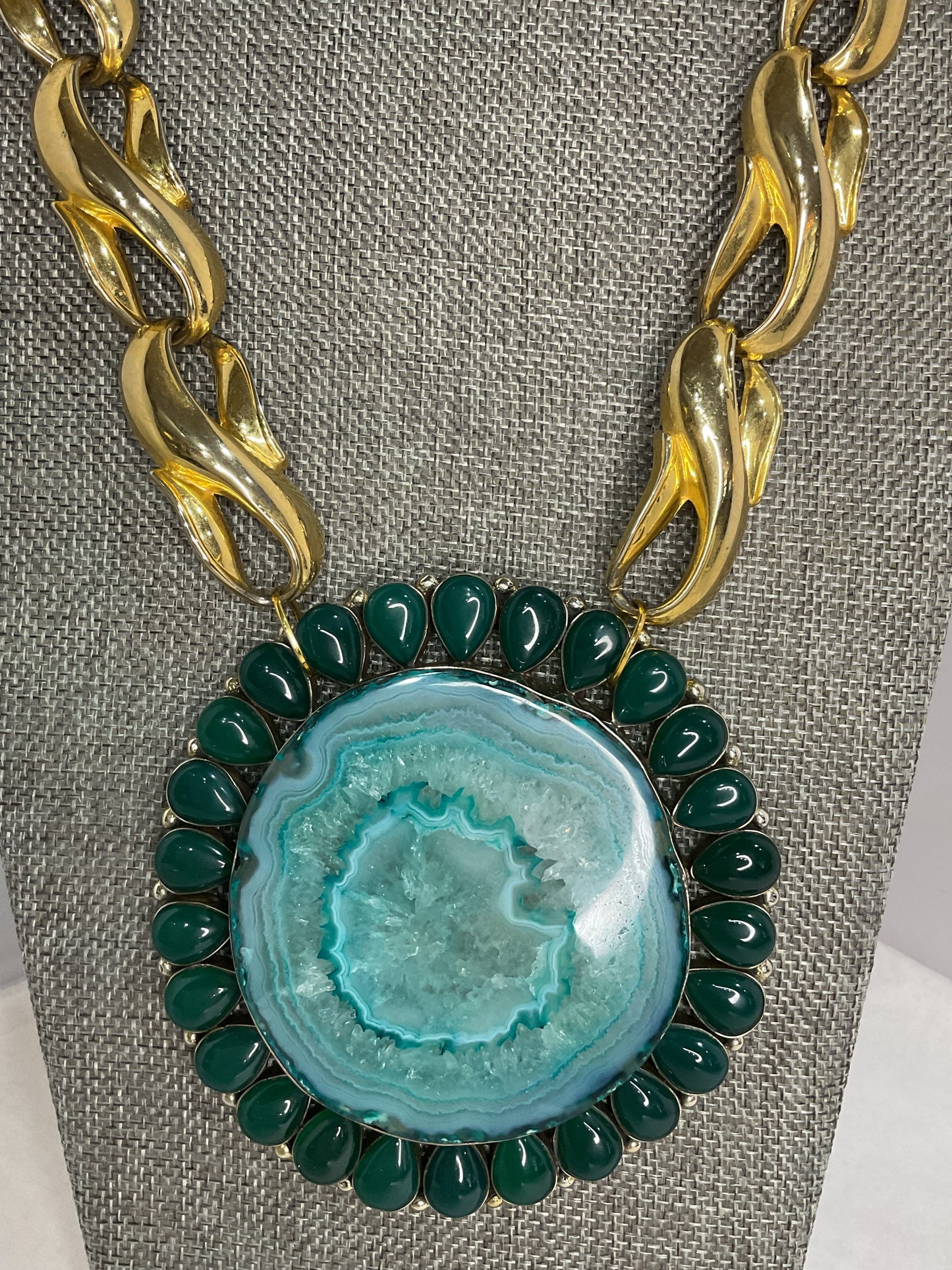 Made jade & agate necklace