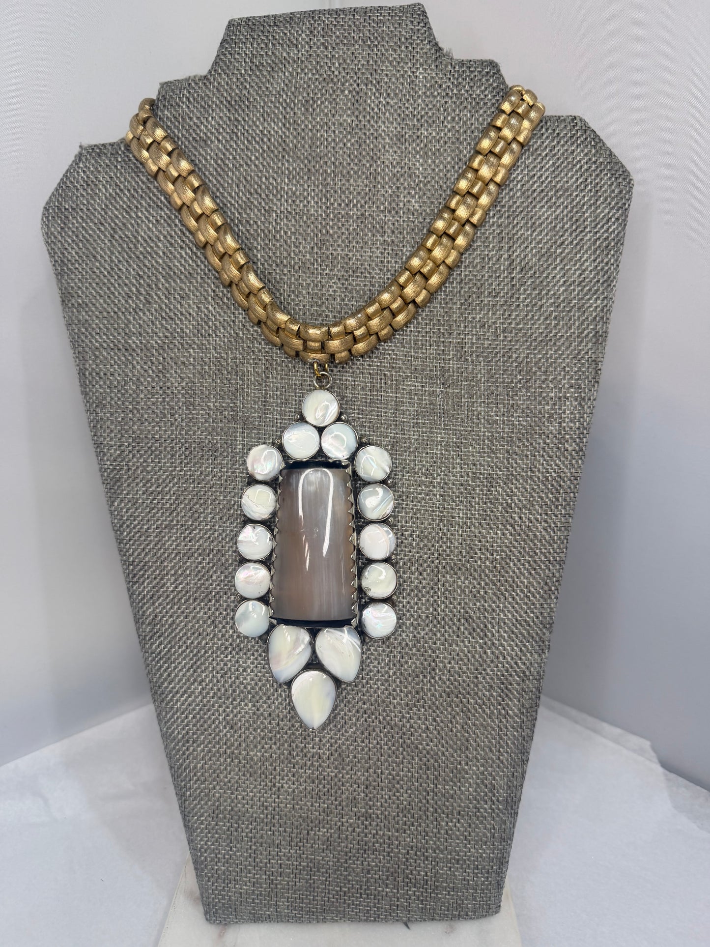 Made 1970s horn necklace