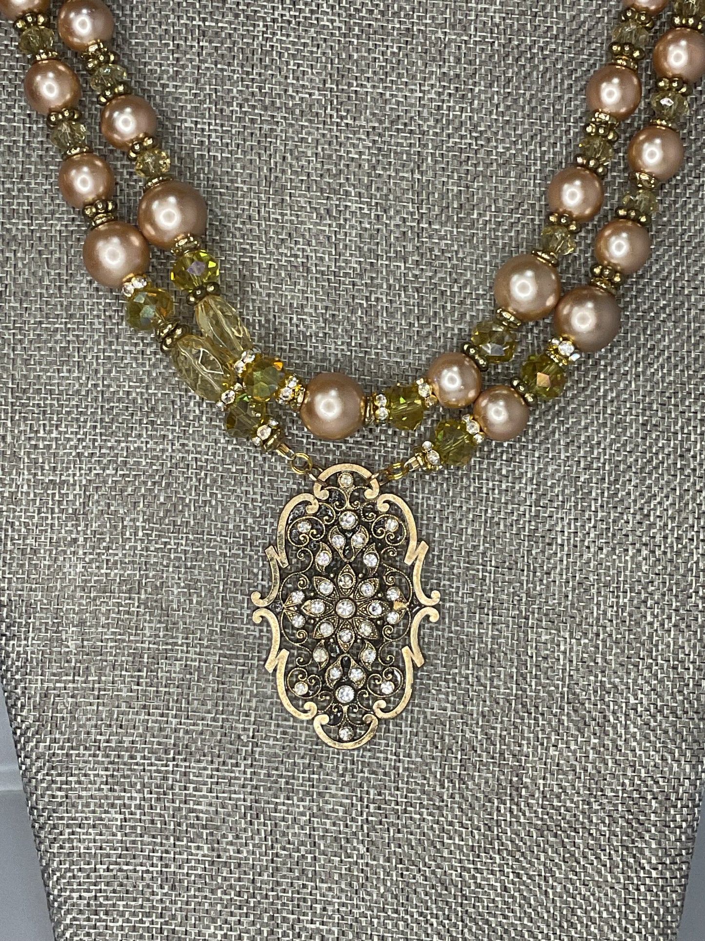 Made 1960s brooch necklace
