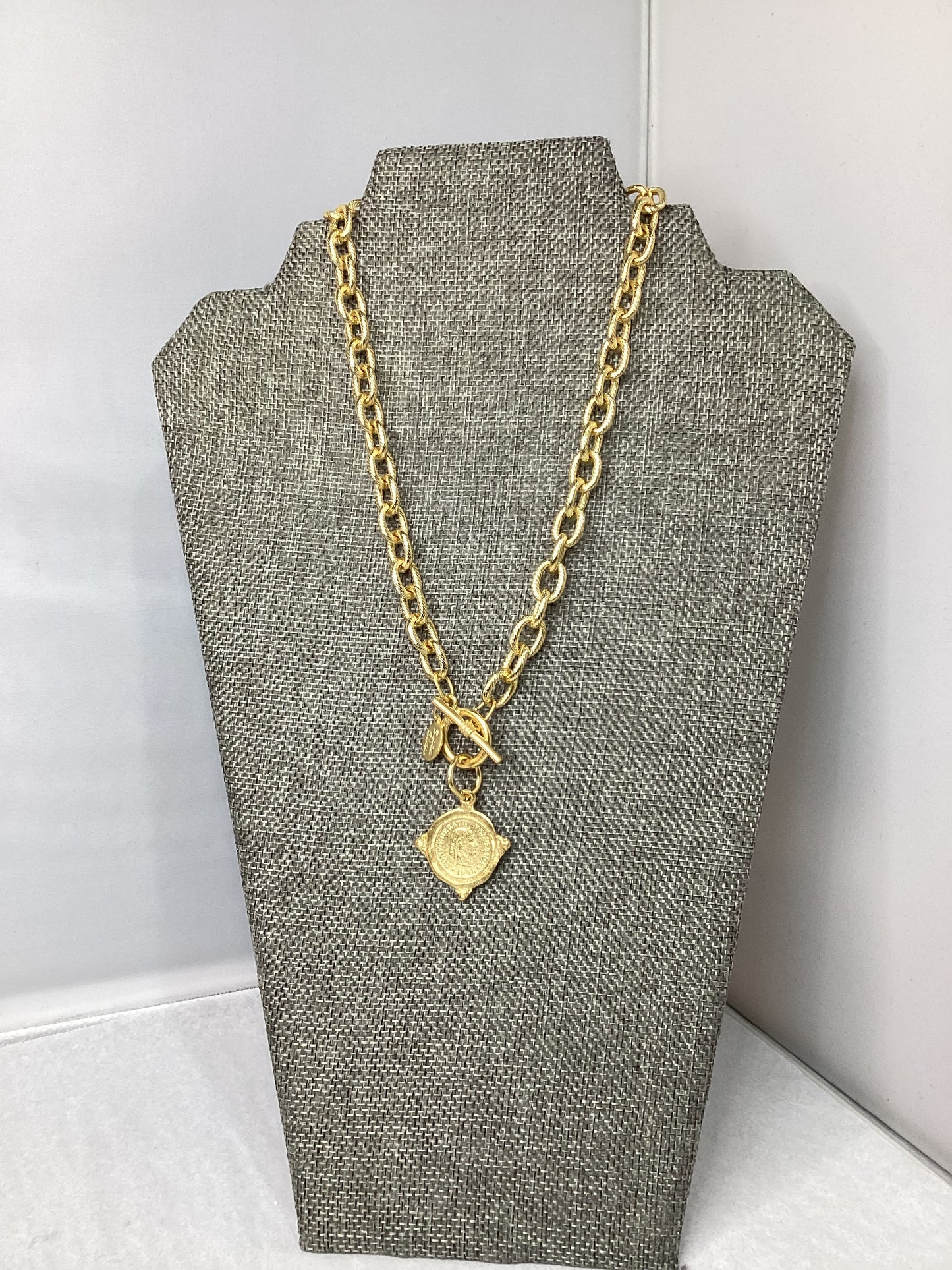 Susan Shaw- Hand Cast Gold Toggle Necklace
