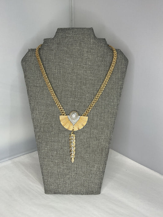 Made 1970s necklace