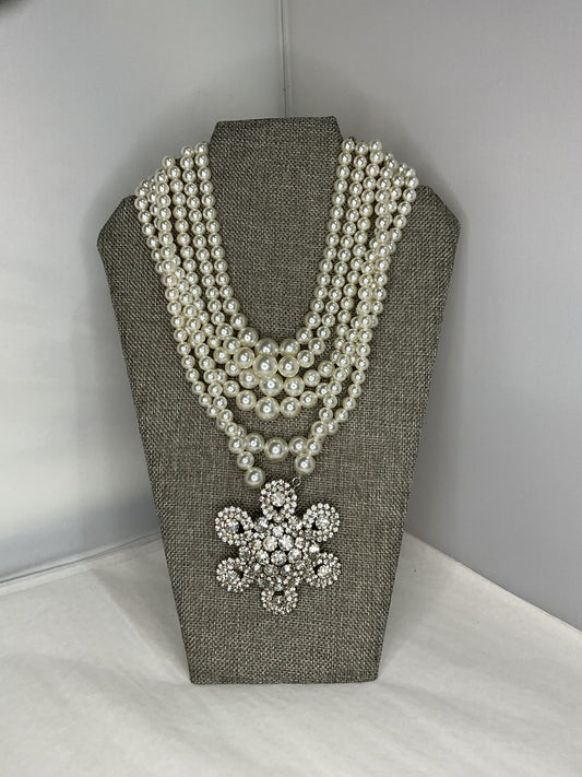 Made cluster brooch necklace