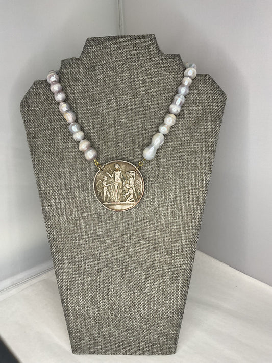 Made French necklace