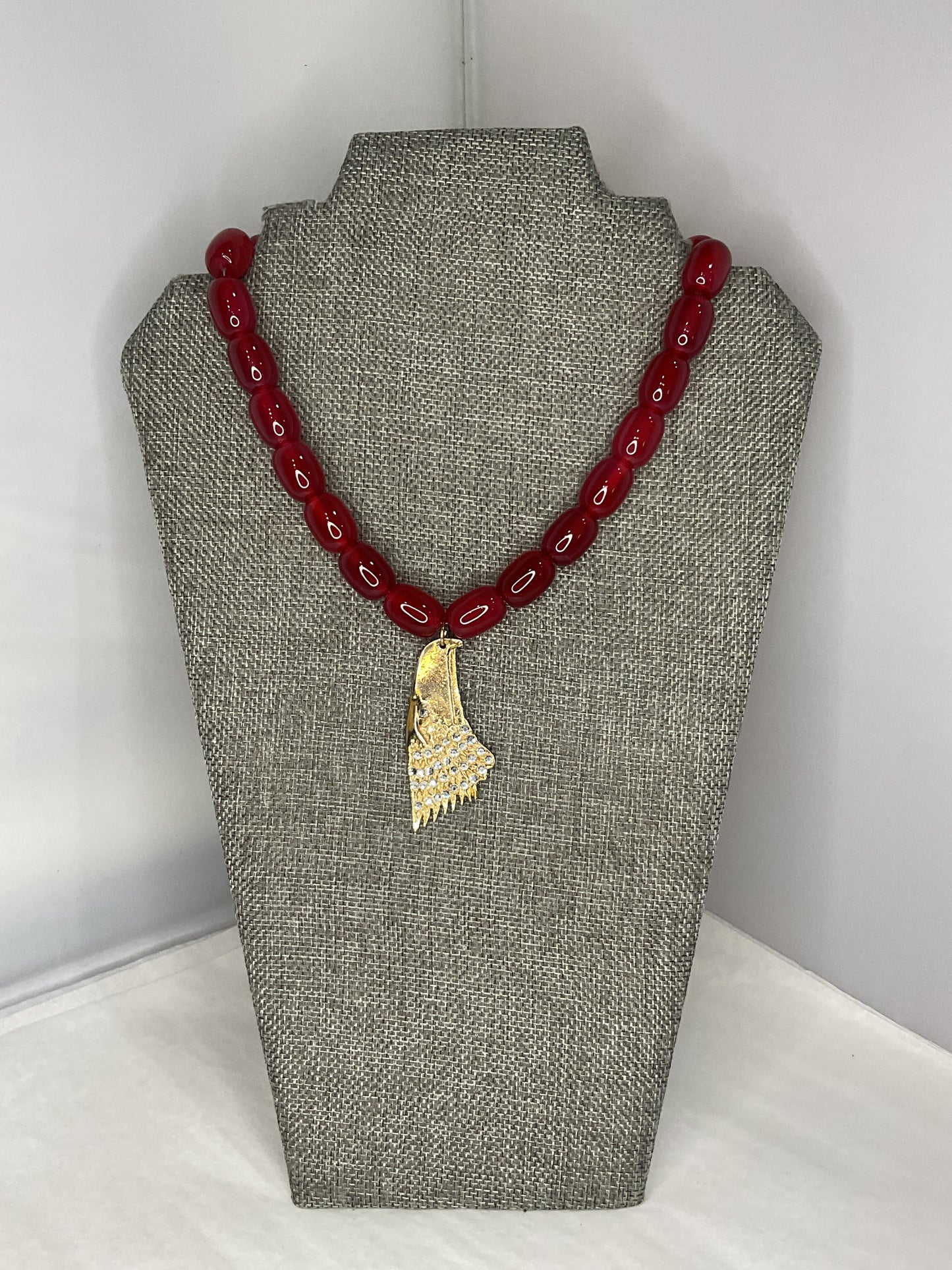 Made 1970s eagle necklace