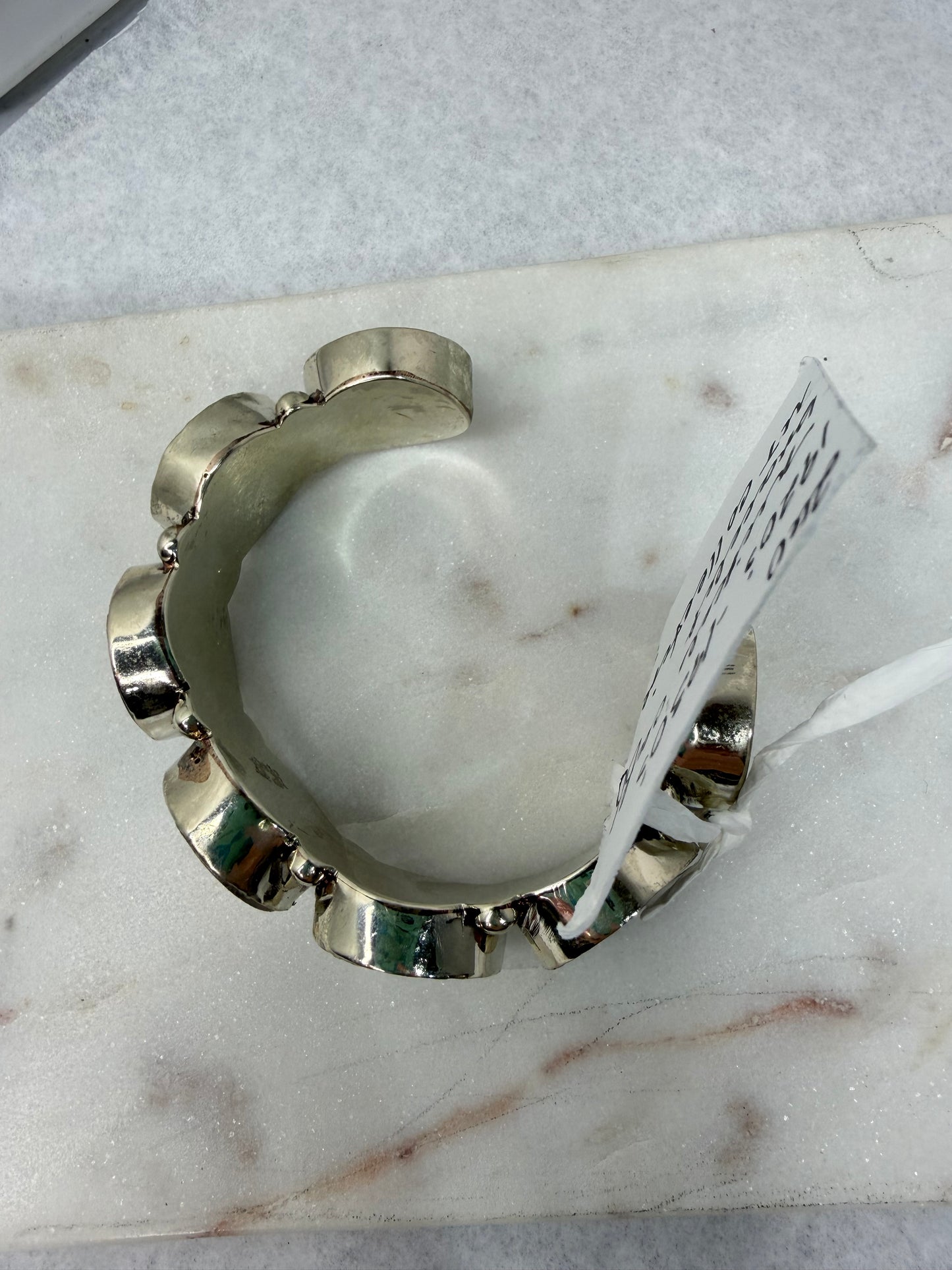 Made nickel bracelet