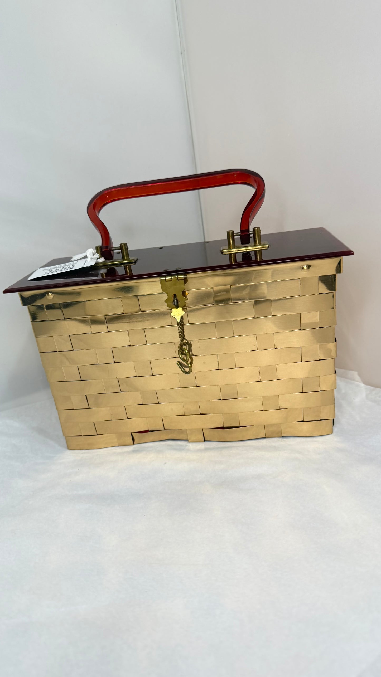 Made basket weave purse