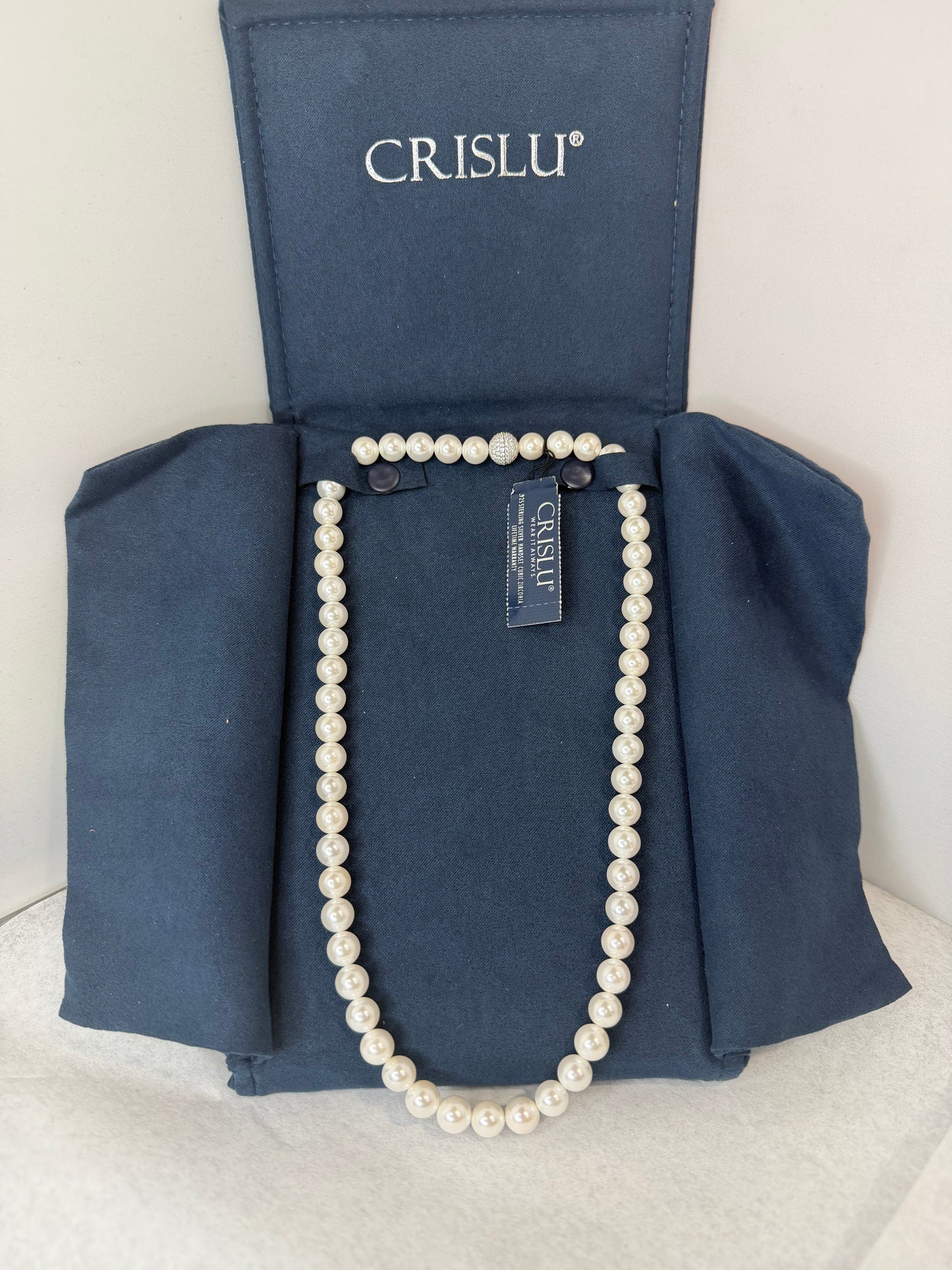 Crislu 1.2 Ct White Pearl necklace