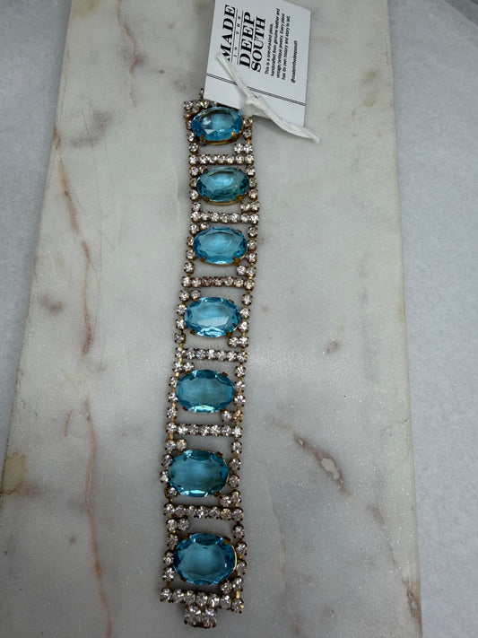 Made glass Czech bracelet