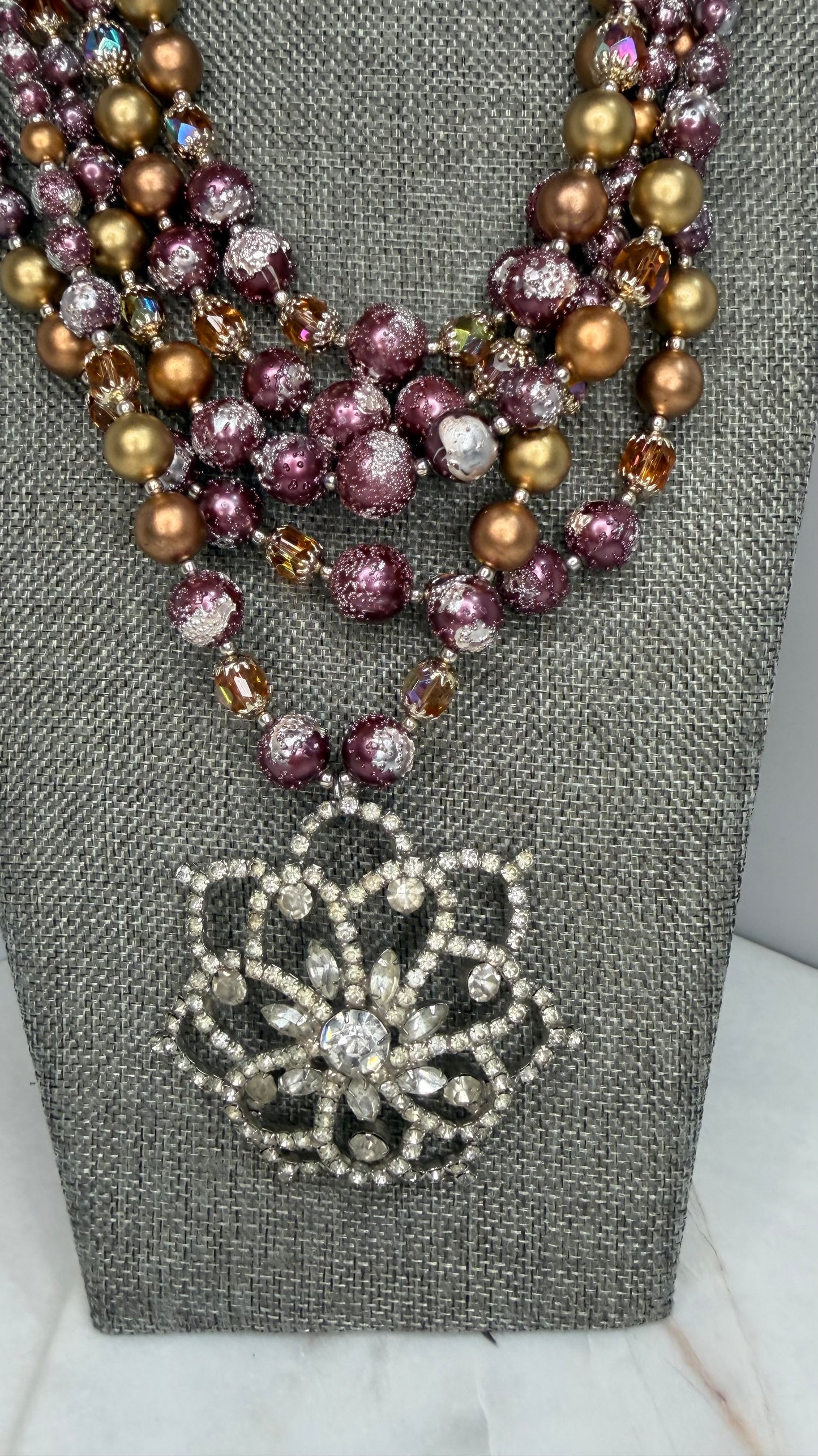 Made- 1950s layered necklace