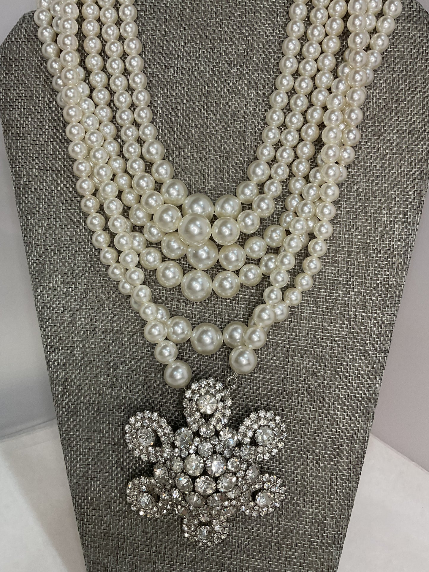 Made cluster brooch necklace