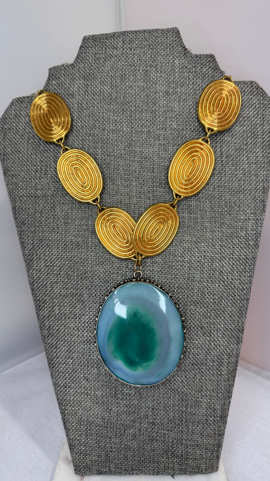 Made Agate pendant necklace