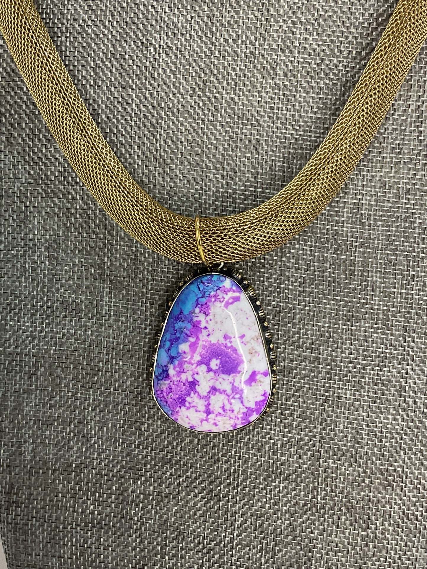 Made Paris mesh necklace
