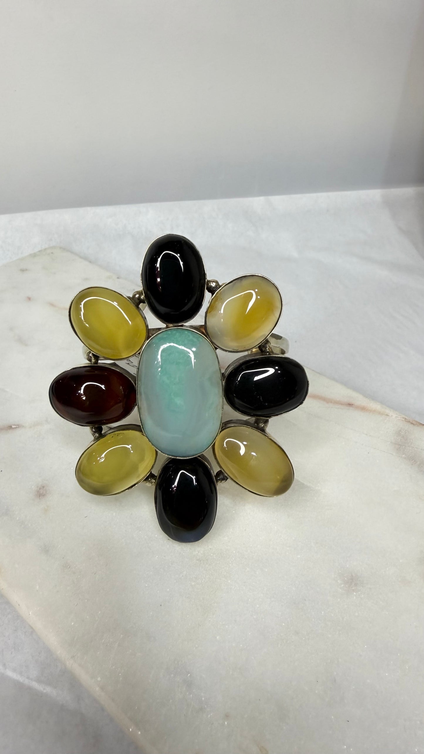 Made 1960s cuff
