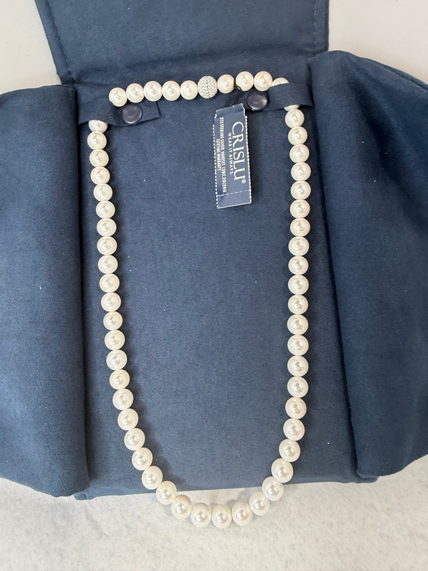 Crislu 1.2 Ct White Pearl necklace