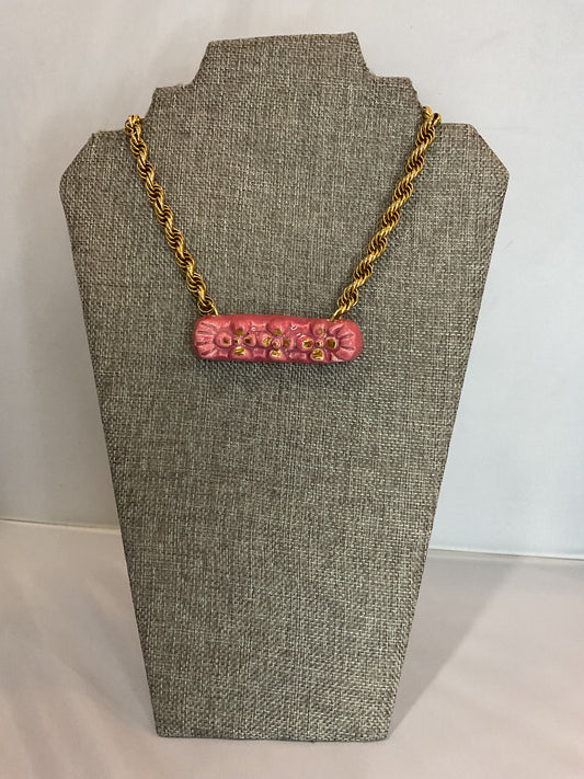 Made knife rest necklace