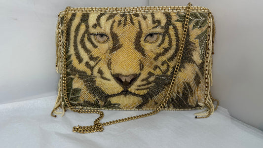 All eyes on me purse