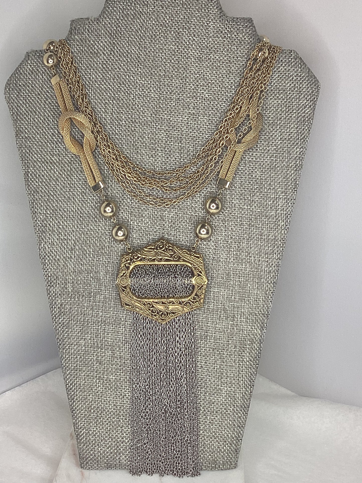 Made buckle fringe necklace