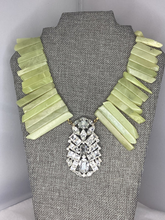 Made yellow Eisenberg necklace