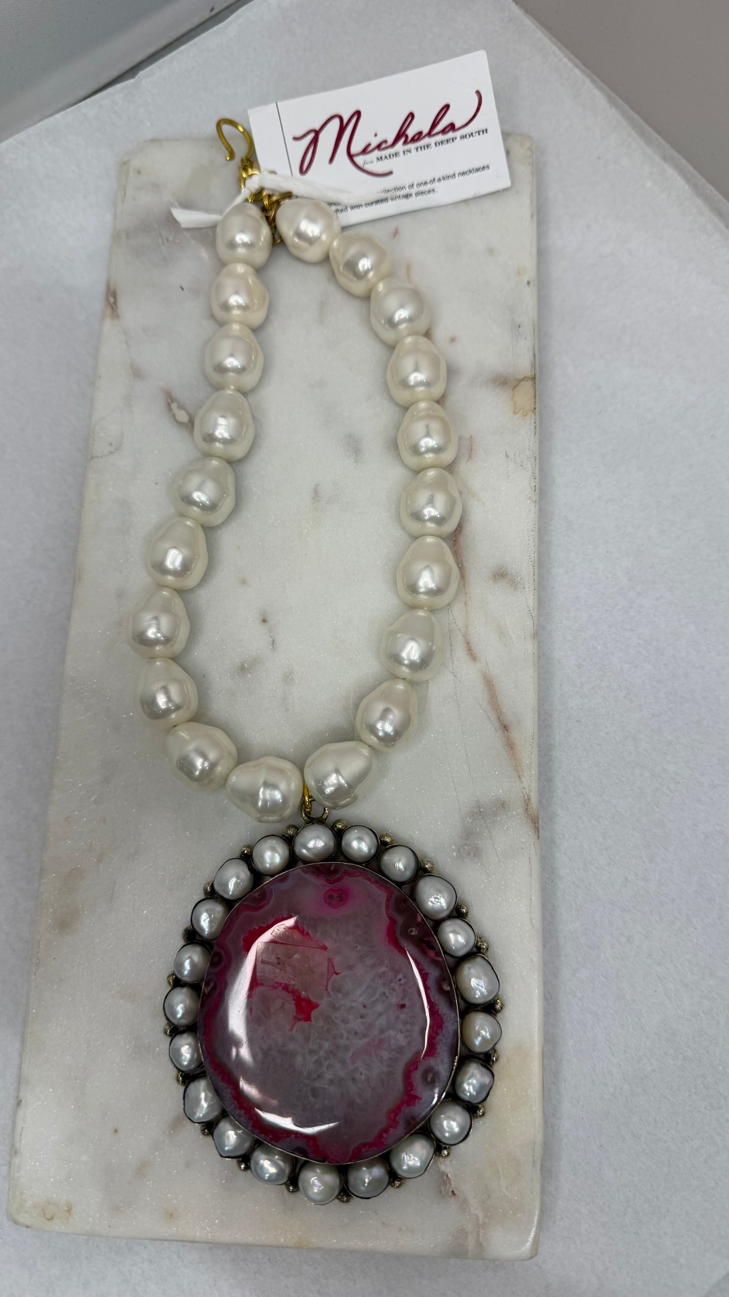 Made Pearl necklace