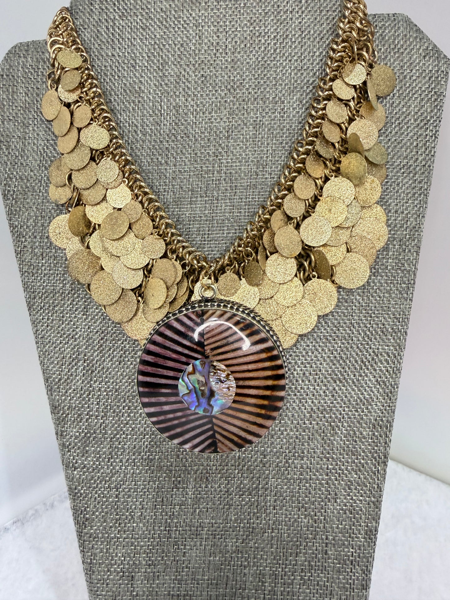 Made ebony coconut necklace