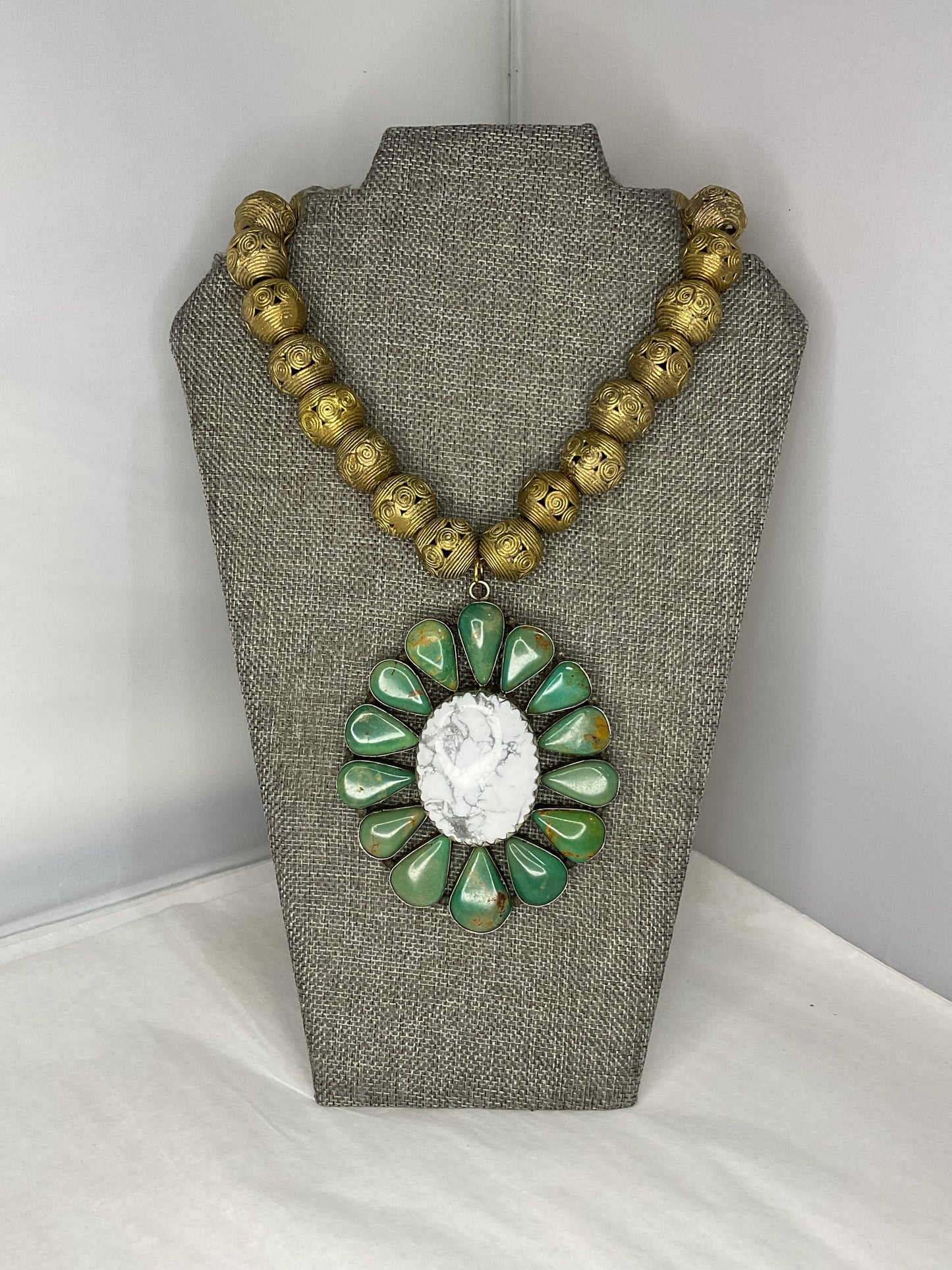 Made turquoise and agate necklace