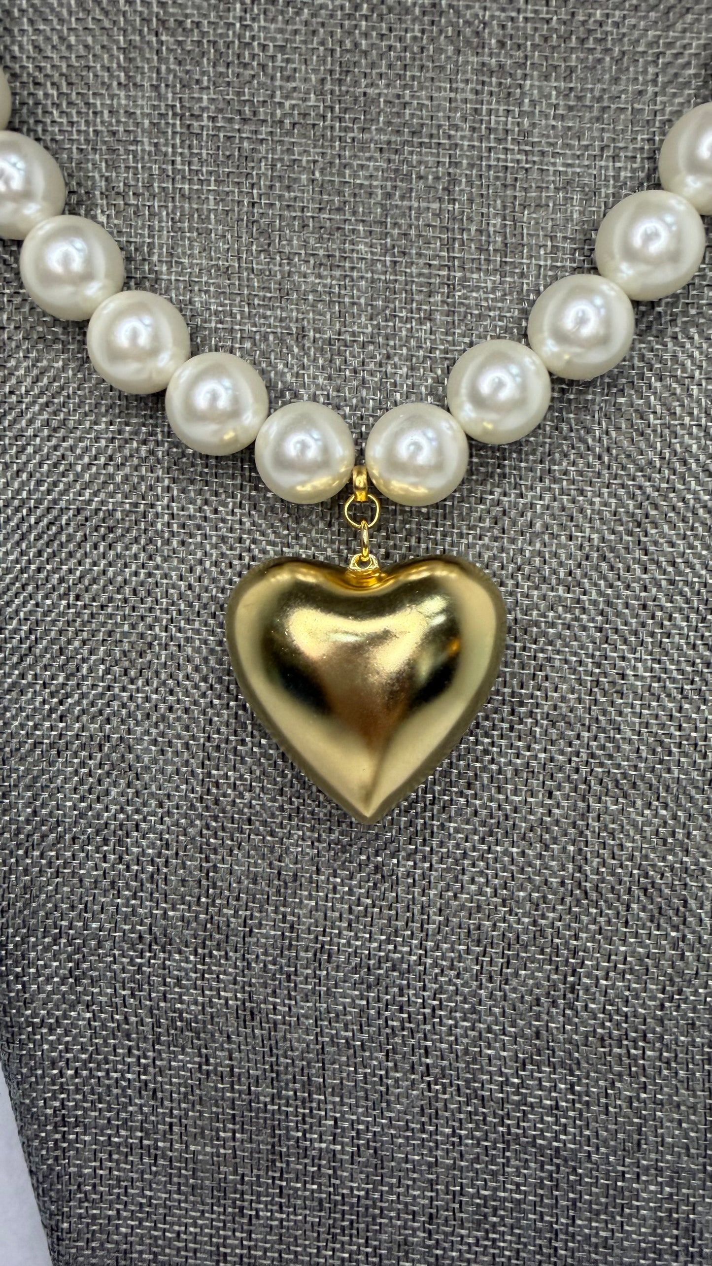 Yochi Pearl heart necklace
