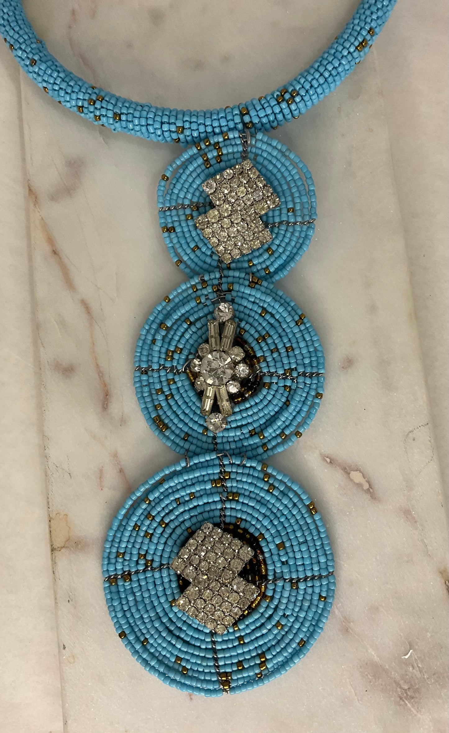 Made blue pendant necklace