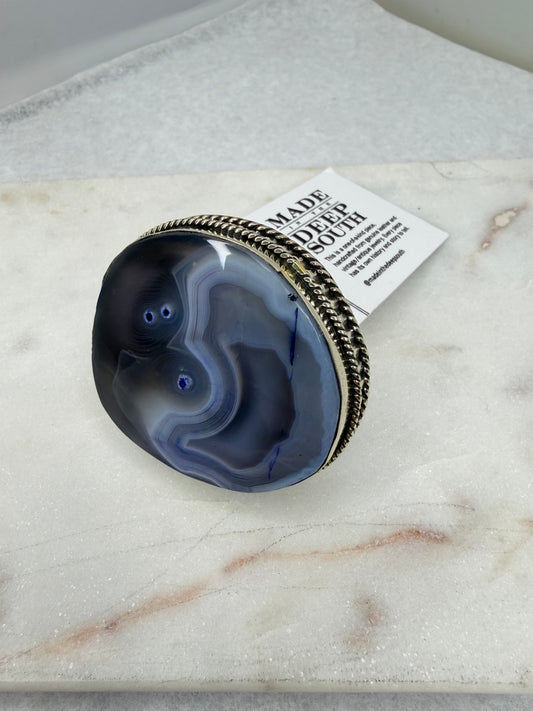 Made agate and Pearl Ring