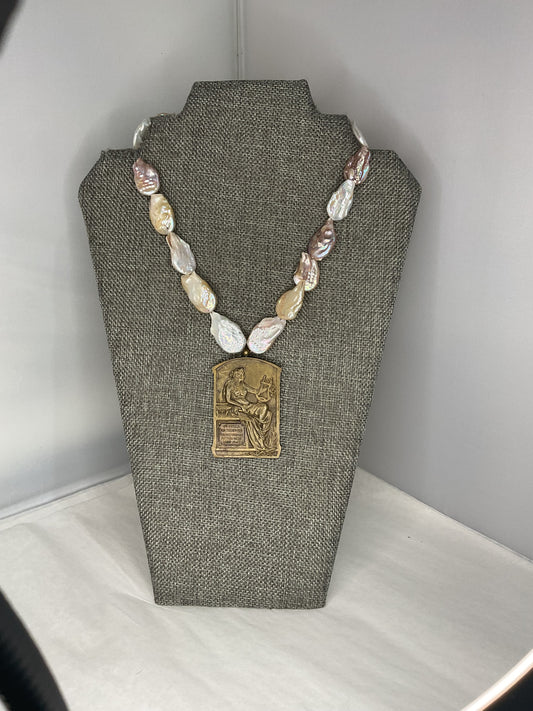 Made 1800 art necklace