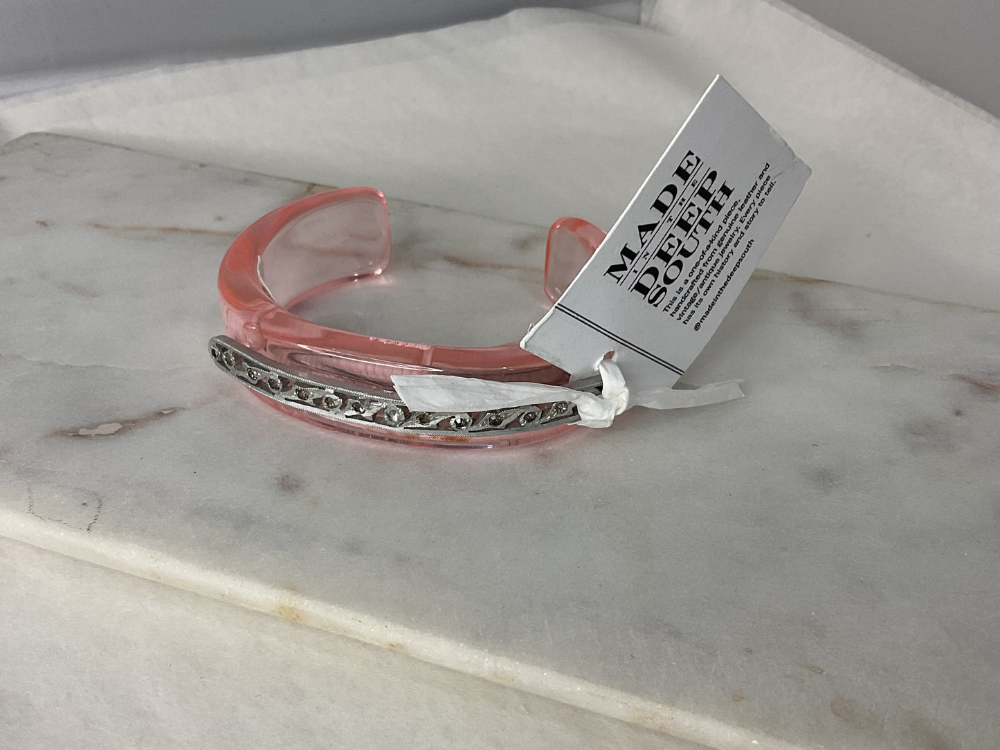 Made bar pin bracelet
