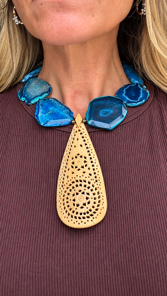 Made horn necklace