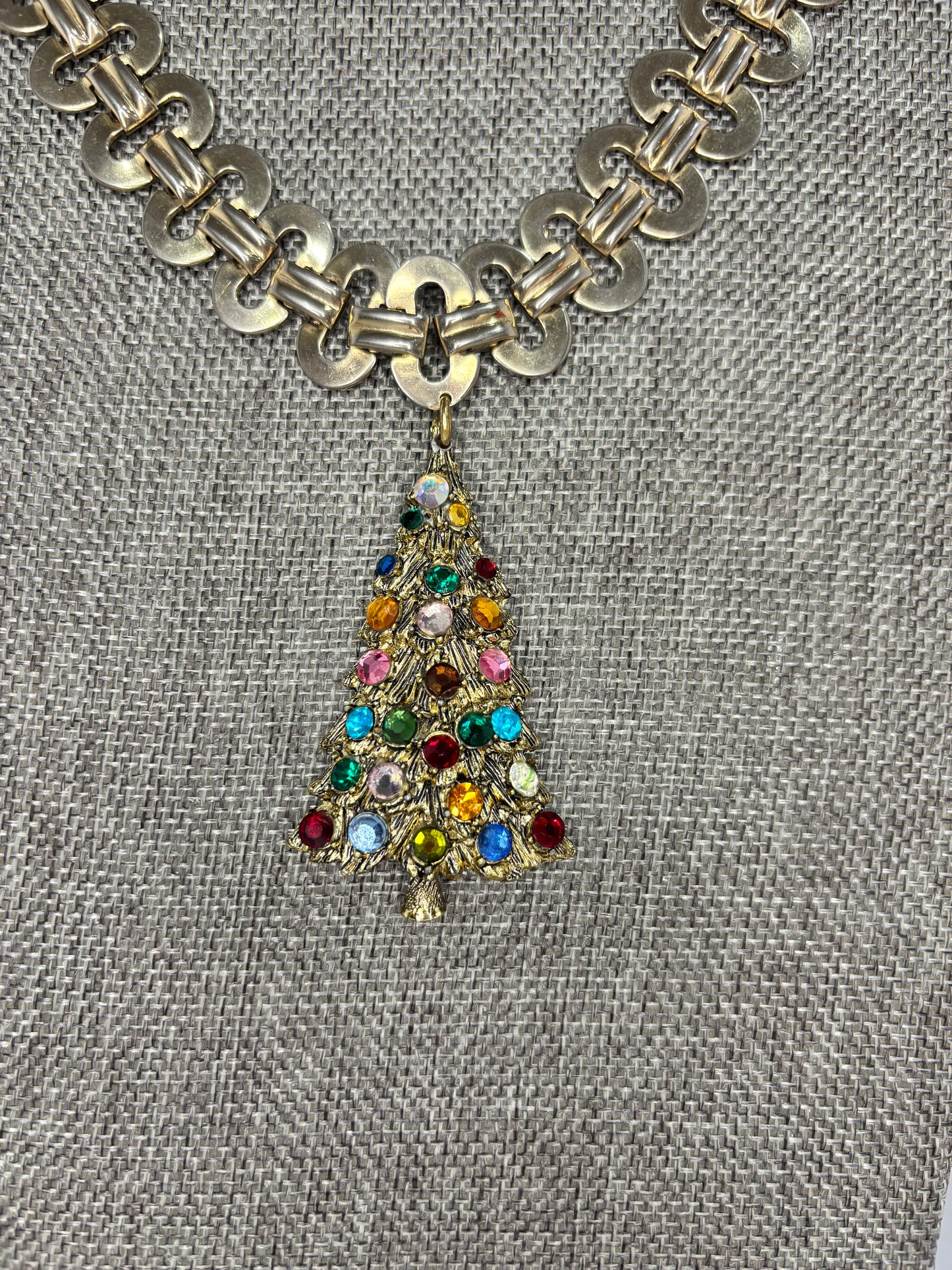 MADE- Christmas Tree Necklace