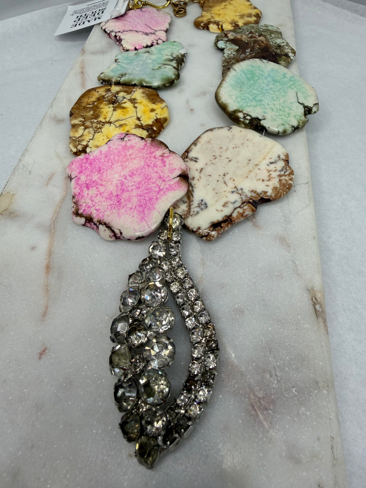 Made 1940s howlite necklace