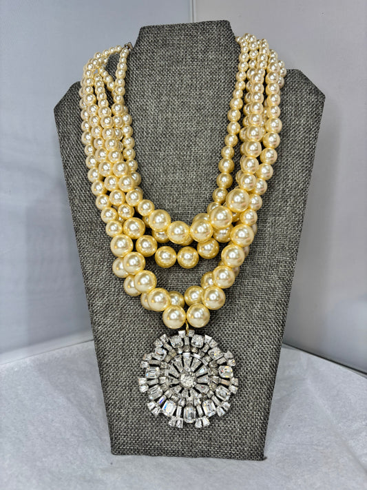 MADE- 1950’s Weiss Brooch Necklace