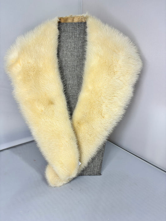 MADE- Vintage Mink Collar