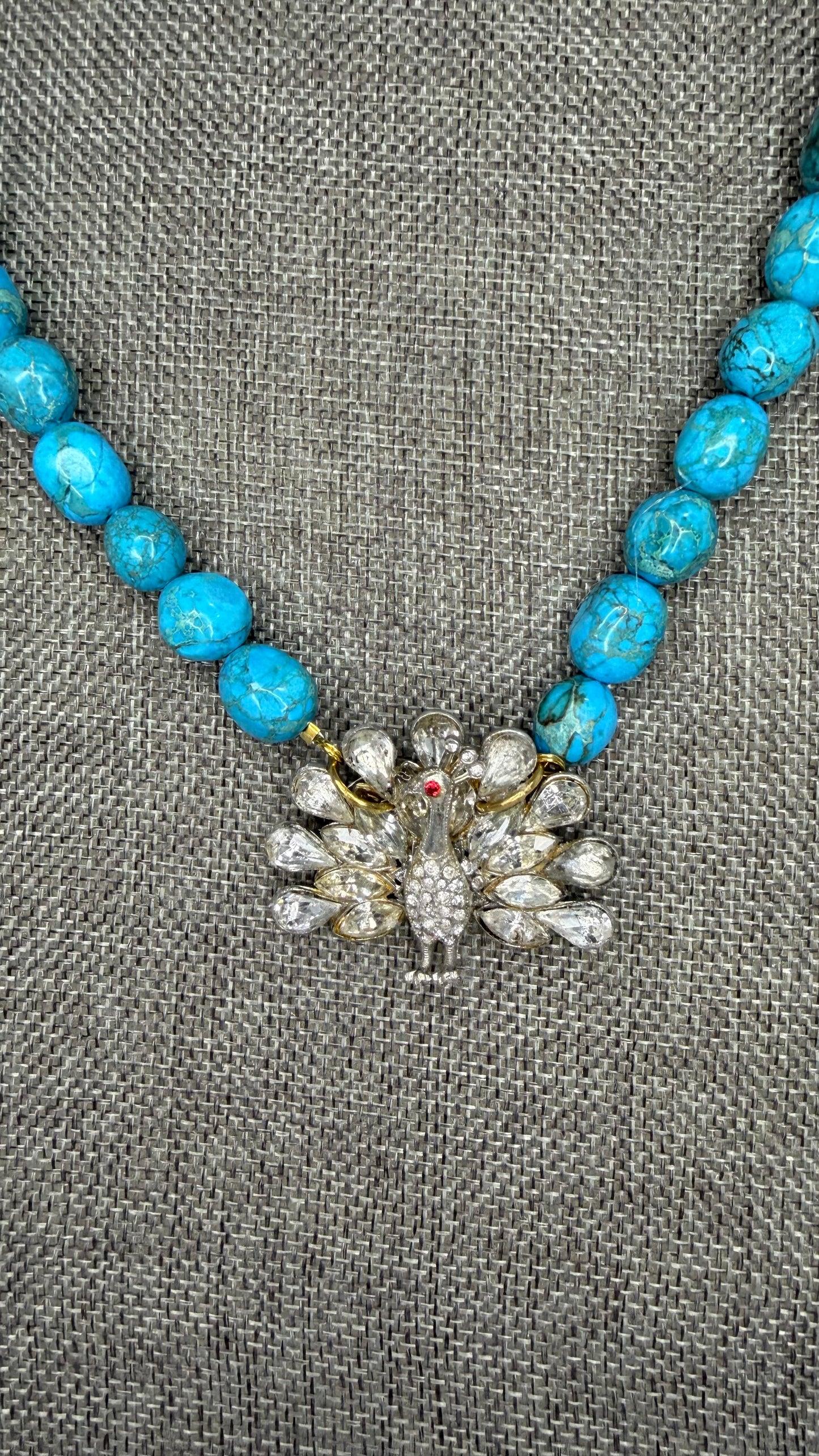 Mad- 1920s peacock necklace