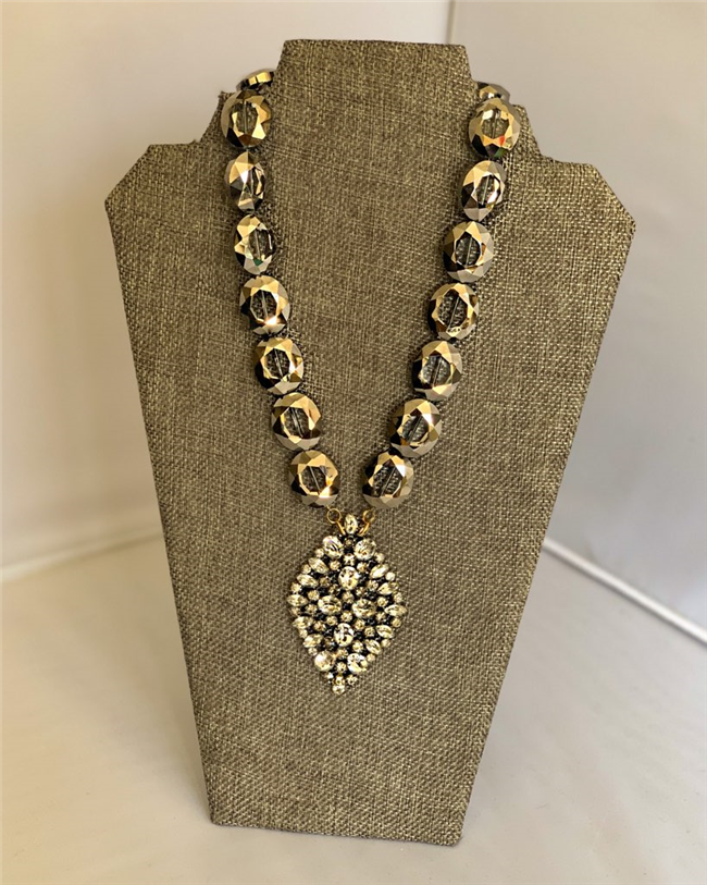 MADE- 1940's Brooch Necklace