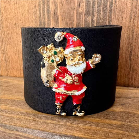 MADE- Waving Santa Cuff