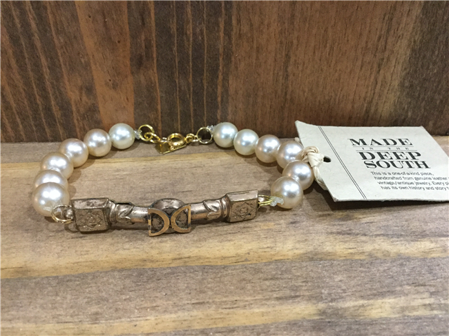 MADE - Pearl Bead Bracelet with Brass Bar Pin