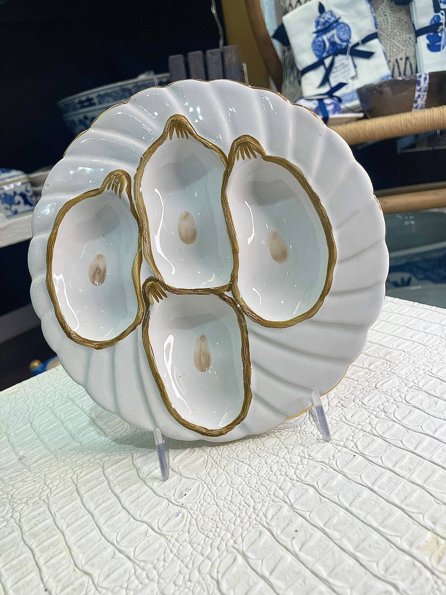 White & Gold Oyster Plate